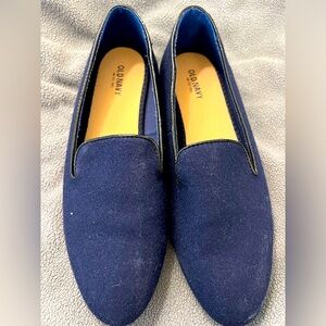 Old Navy navy blue felted flats.
